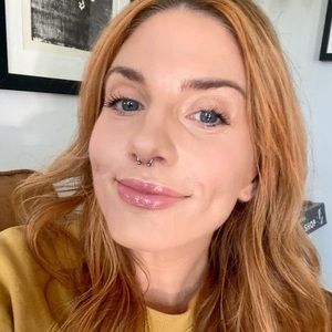 Meet your Posher, Deb